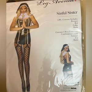 Sinful sister Halloween costume XS, worn for two Hours